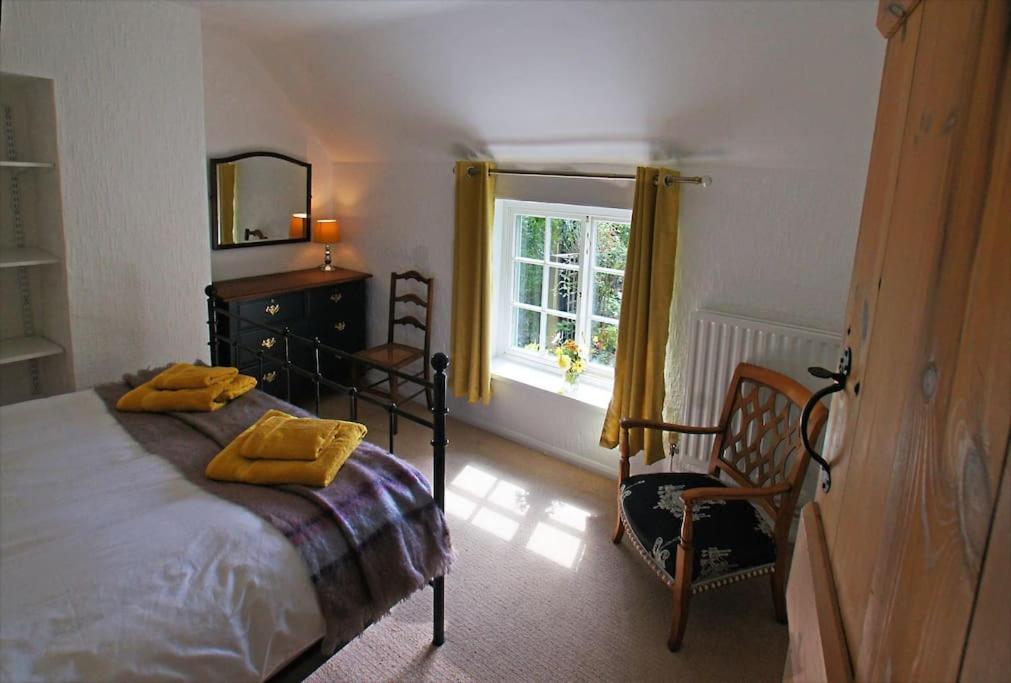 Holiday home Cozy Overlooking Fields, Upwell